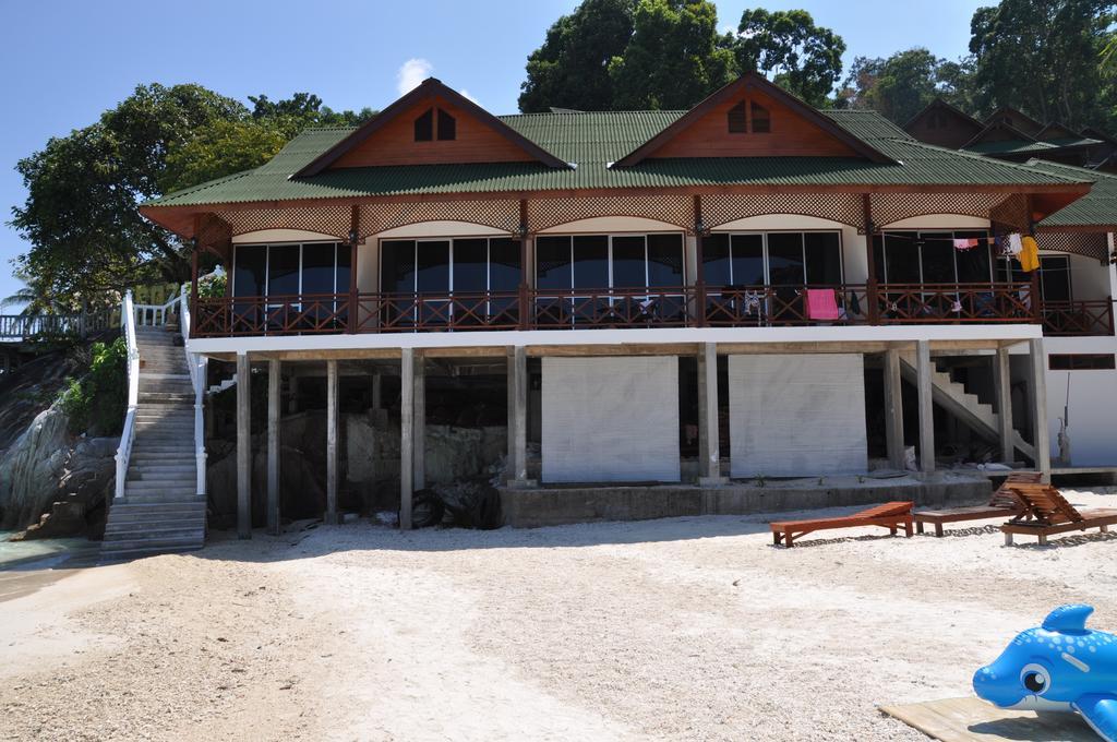 New Cocohut Chalet Kuala Terengganu Room photo