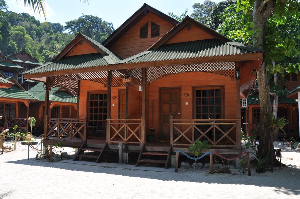 New Cocohut Chalet Kuala Terengganu Room photo
