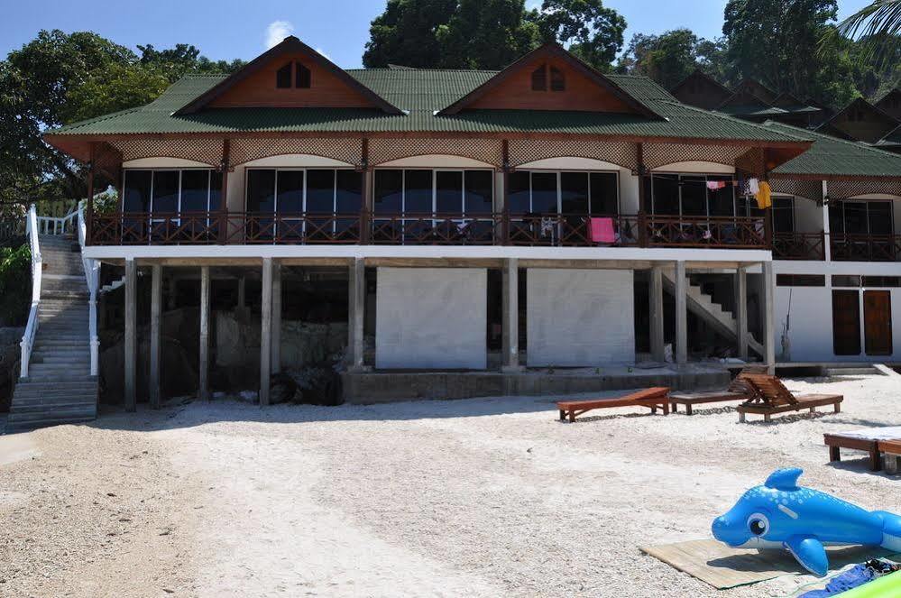 New Cocohut Chalet Kuala Terengganu Exterior photo